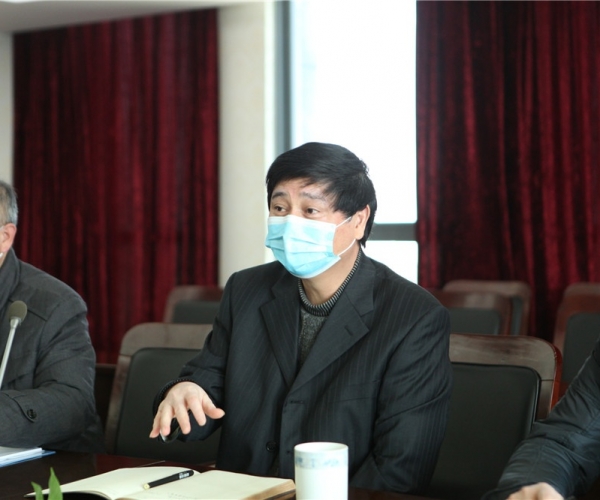 嘉兴市政协副主席马玉华来437ccm必赢国际丝绸集团调研事情